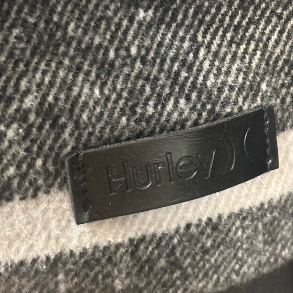 HURLEY WOMENS BLACK & BLUE PLAID SHERPA LINED  PLAID CROPPED JACKET SHACKET SZ L - Picture 7 of 10